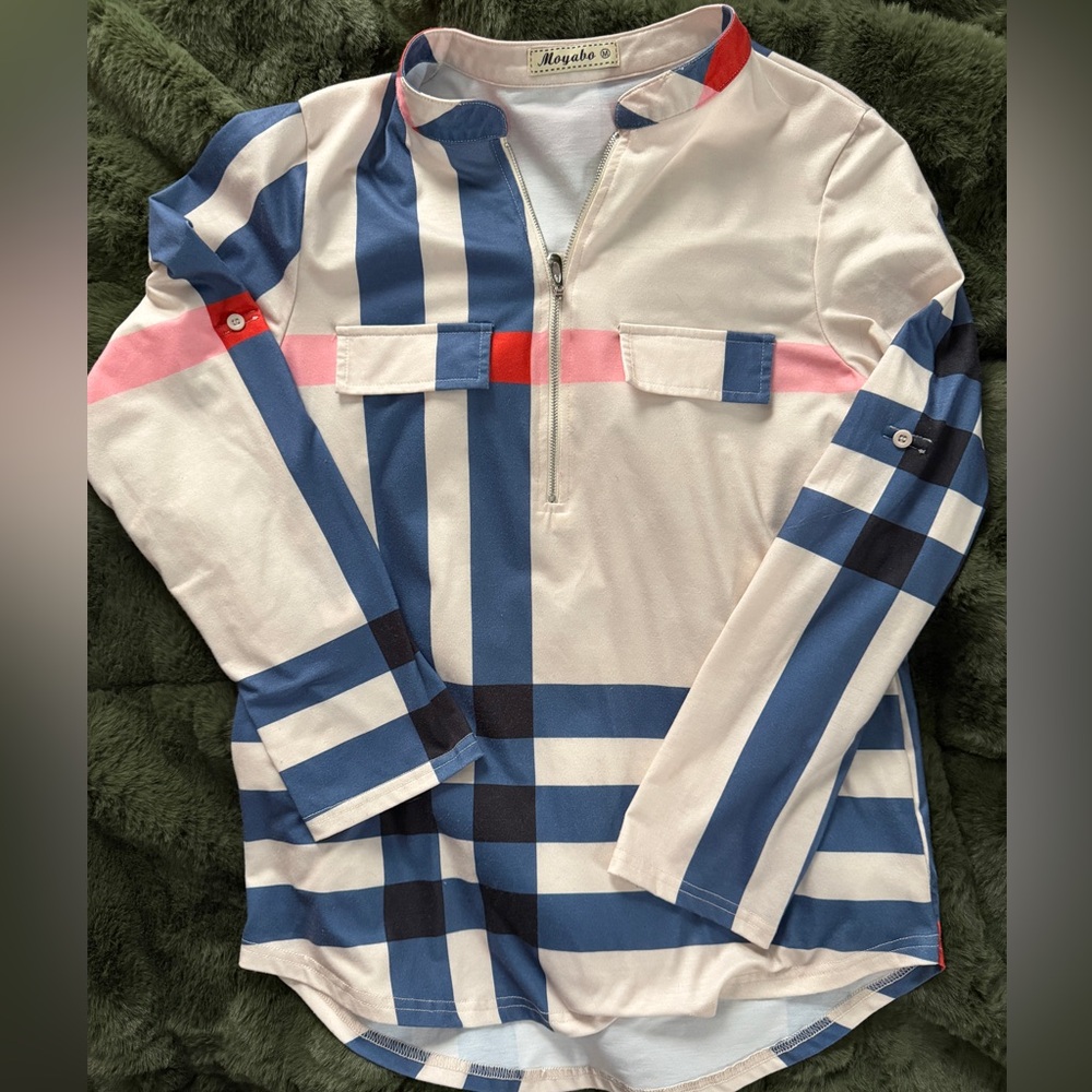 Chic Women's Plaid Zip-Up Blouse